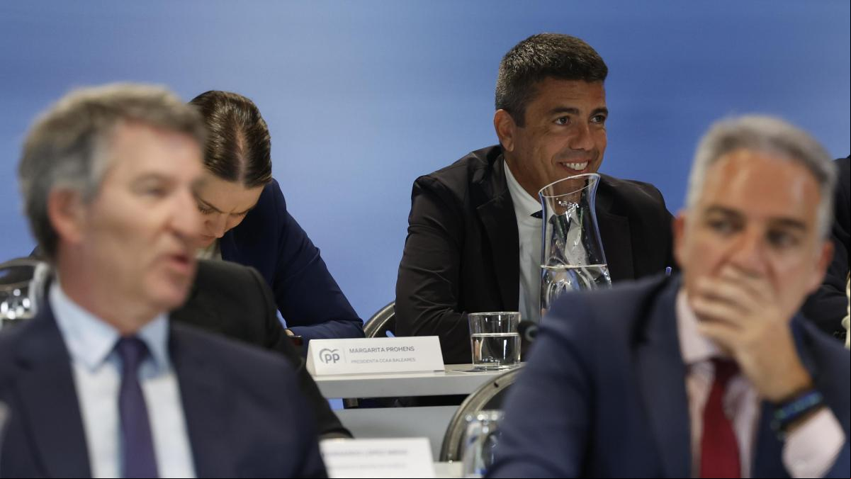 Feijóo castiga al PP valenciano
