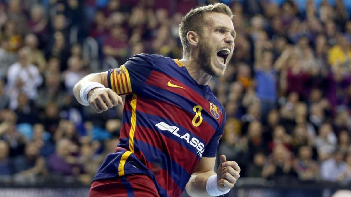 El Barça retirará el dorsal 8 de Víctor Tomás