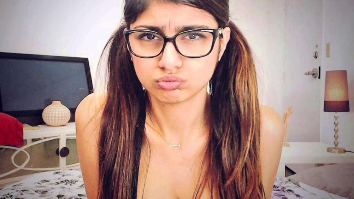 Playboy echa a la estrella porno Mia Khalifa después de que expresara su apoyo a Hamas