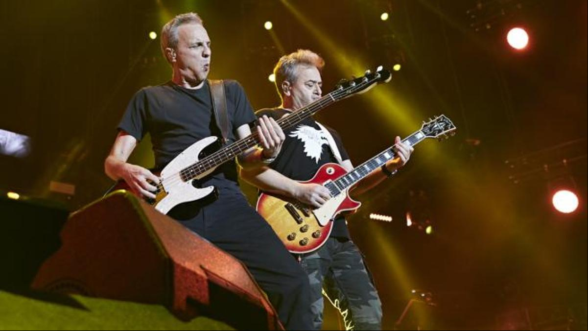 Hombres G y Zenet actúan en Colón en el plató móvil de RTVE