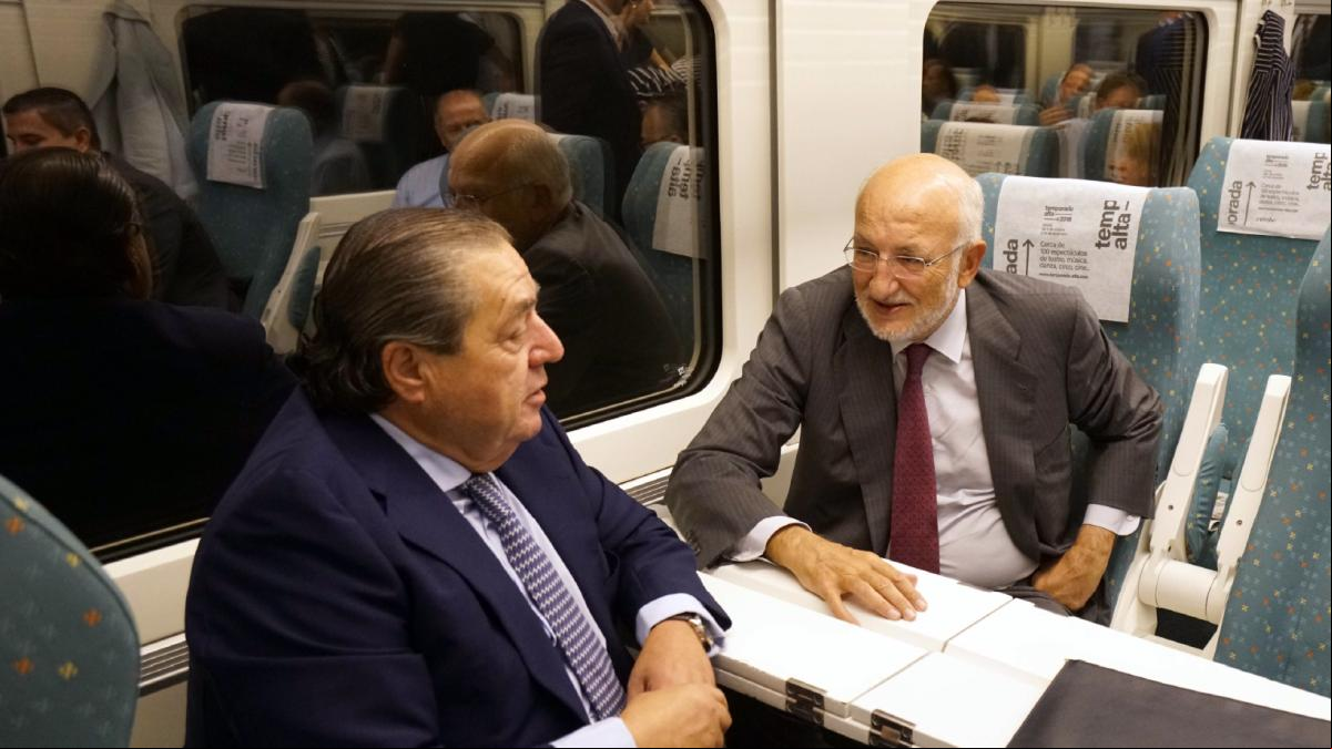Vicente Boluda, galardonado con la Legión de Honor otorgada por la República sa