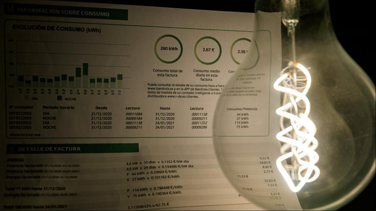Si tienes la luz con alguna de estas compañías te subirá la factura