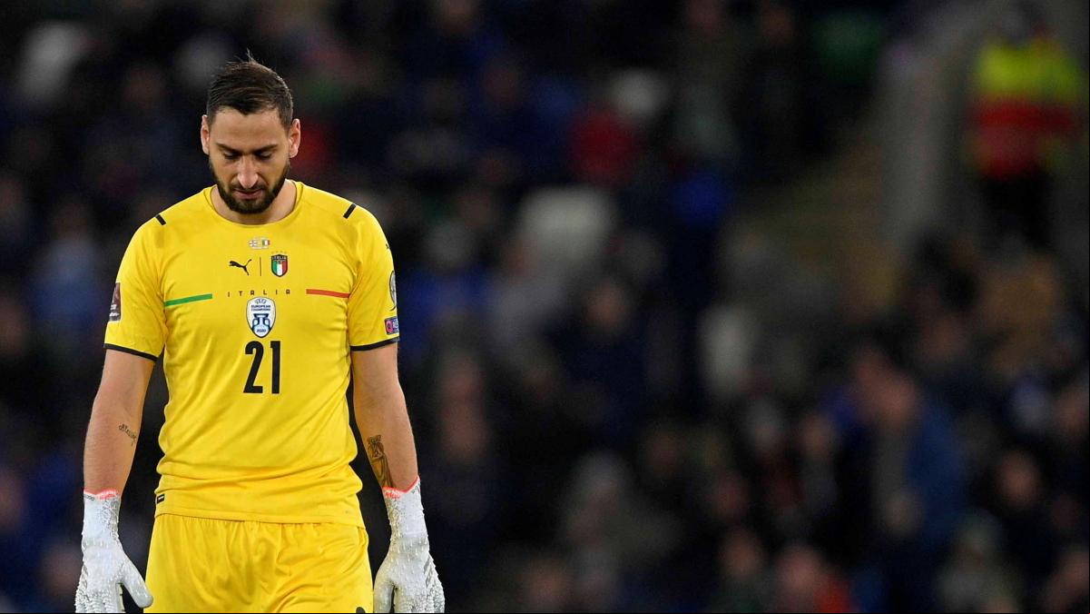 Italia no pasa del empate en Belfast y se condena a la repesca