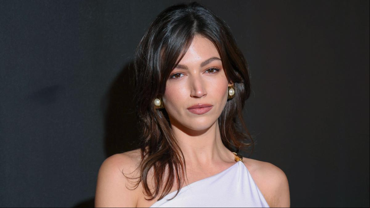 El reencuentro de Úrsula Corberó con su supuesta doble, la modelo Bruna Marquezine