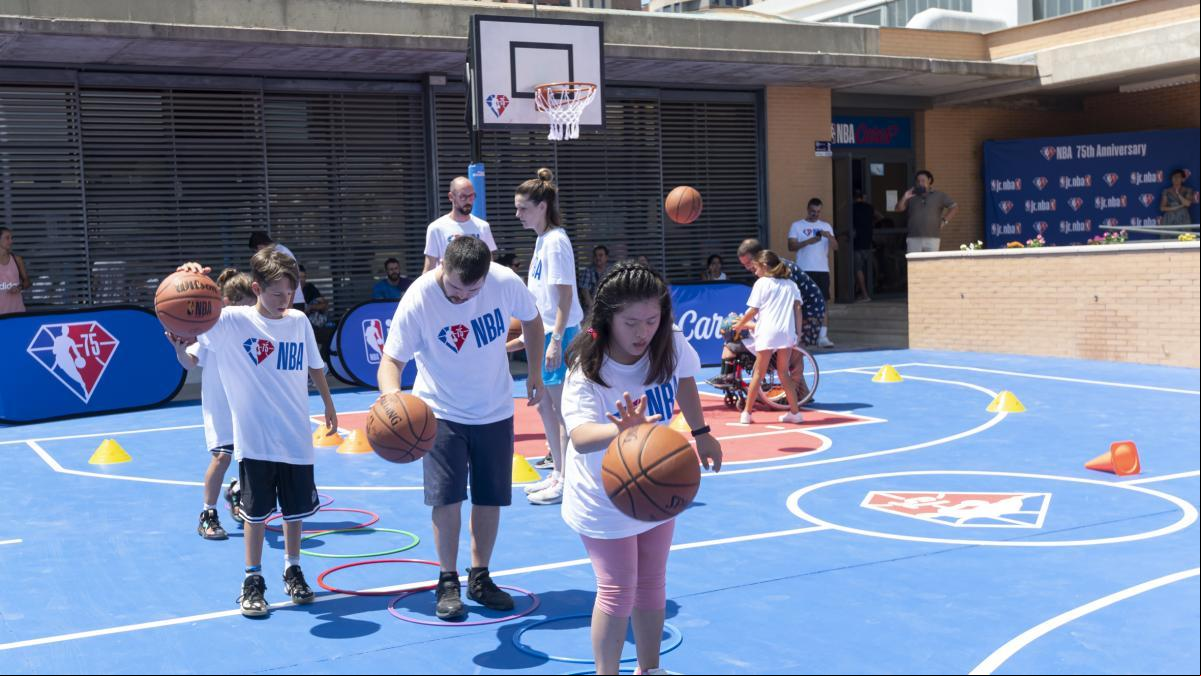 El colegio de educación especial de València que ha renovado la NBA
