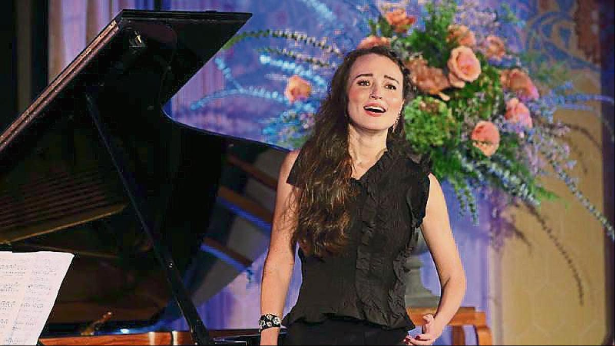 Llega la soprano global que combina Schubert con canciones chinas