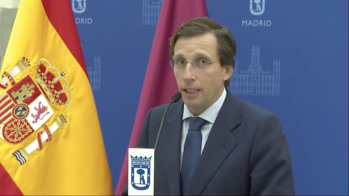 La tajante respuesta de Almeida al insulto de Eduardo Casanova