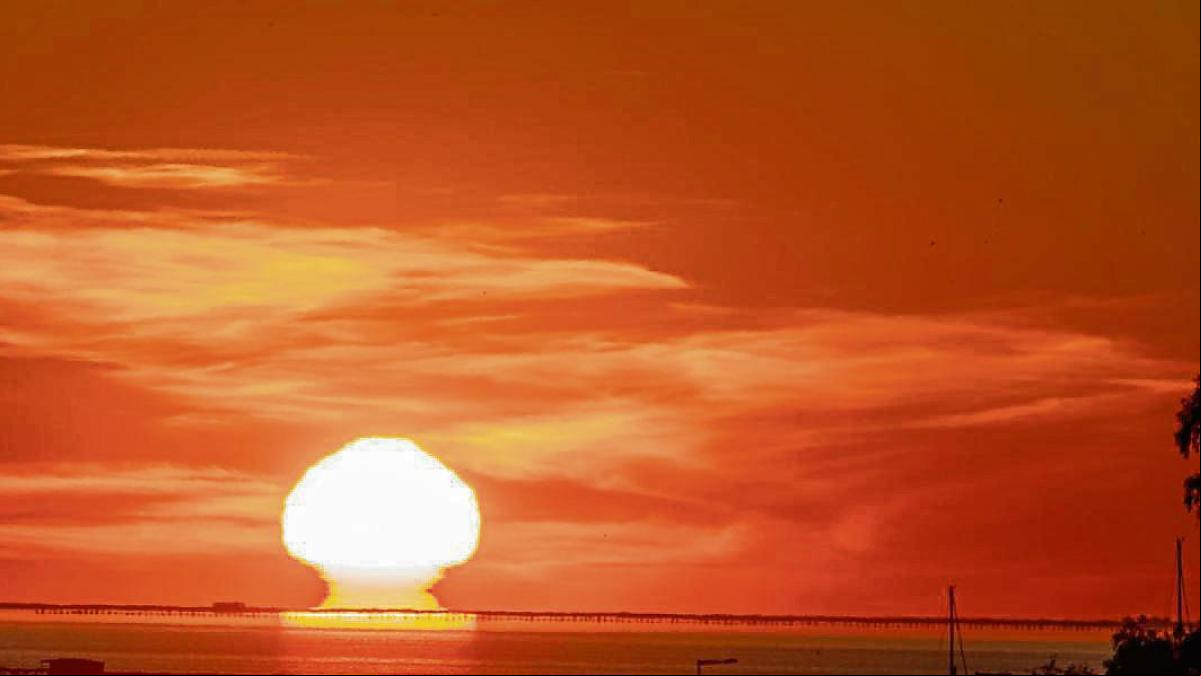 Efecto omega del sol en la bahía de los Alfacs