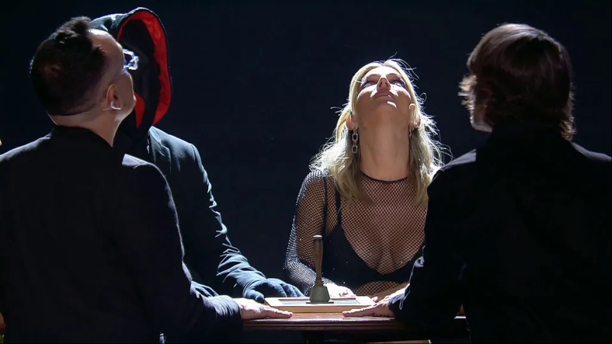 Edurne se comunica con su abuelo fallecido en una sesión de ouija en Got talent: He sentido que me contestaba