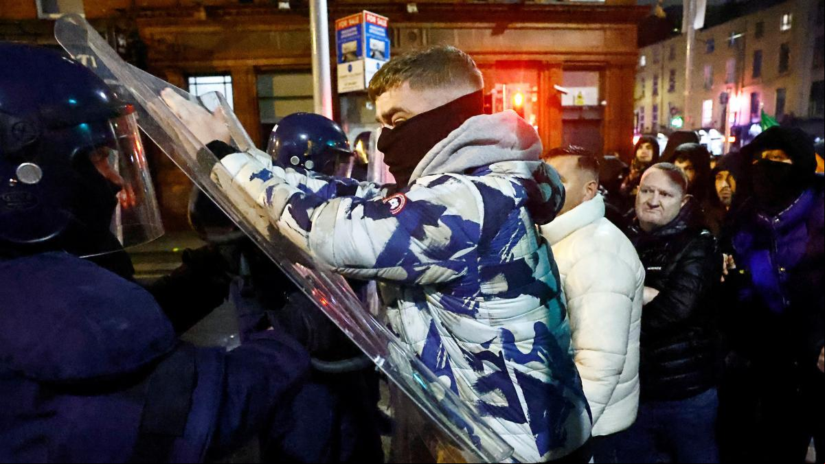 La policía descarta que el ataque con arma blanca en el centro de Dublín sea terrorista