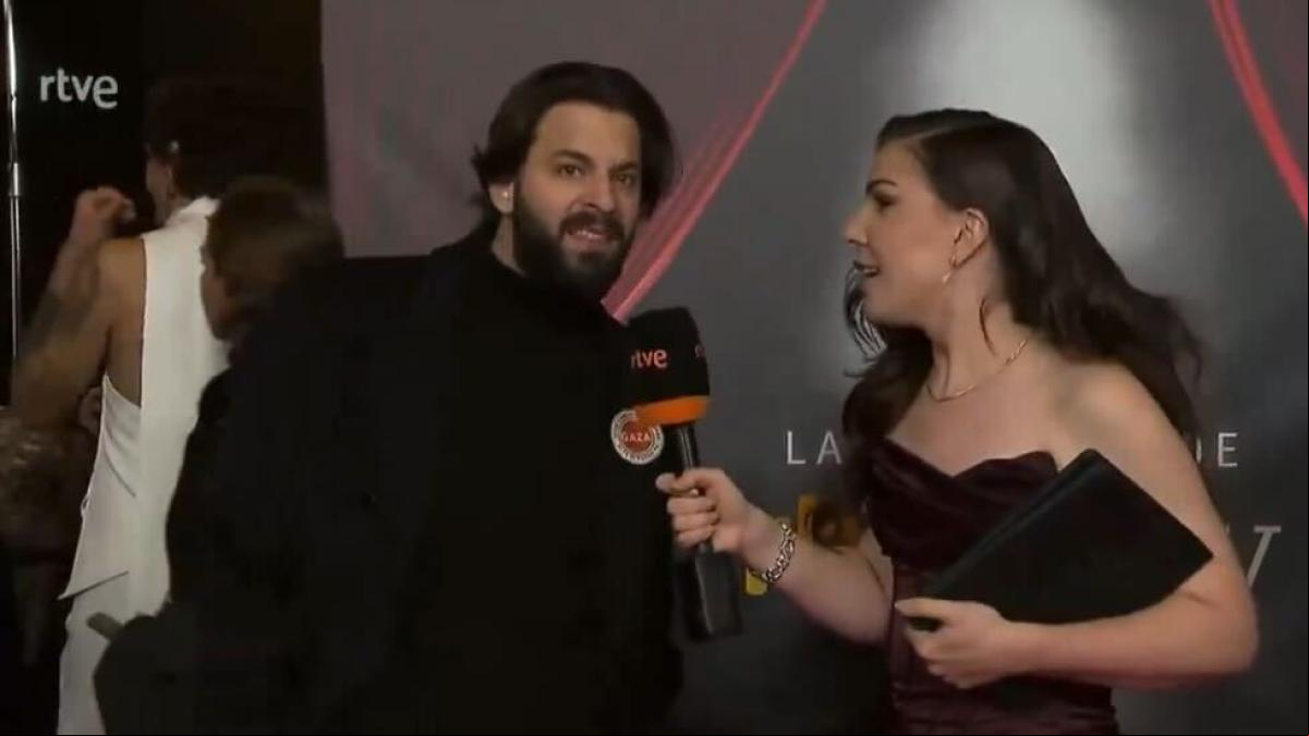 El incómodo momento entre Salvador Sobral e Inés Hernand en la alfombra roja de los Goya: Tienes algo más de otra cosa?