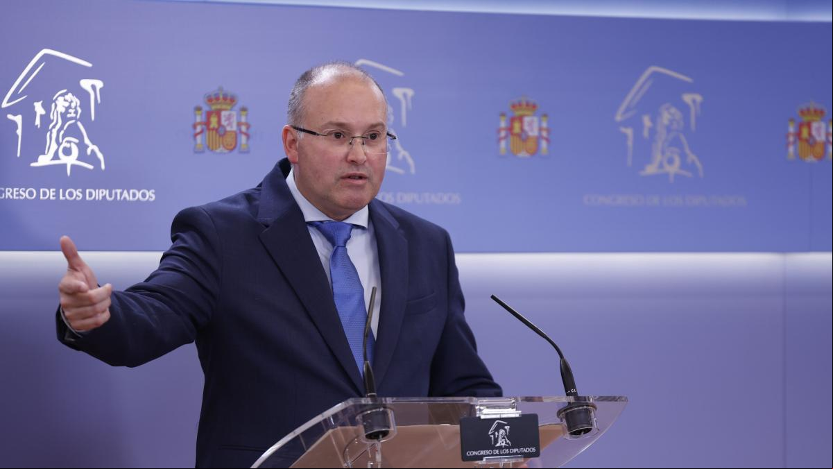 El Gobierno, indignado porque el PP vincule la presión para renovar el CGPJ con los ultimátums de ETA