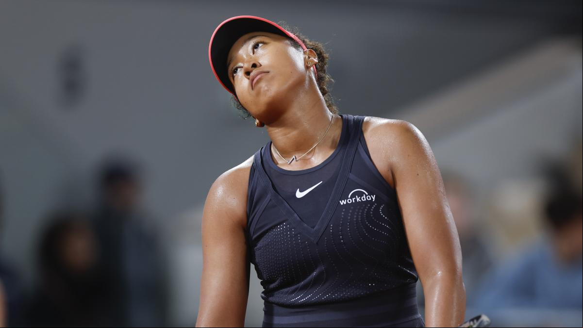 Naomi Osaka es madre coraje: aguanta 3h antes de ceder frente a Swiatek, líder mundial WTA
