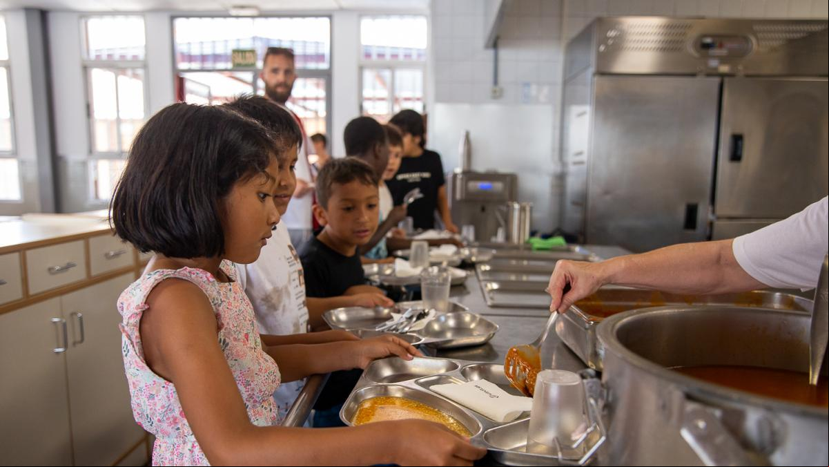 Otra polémica sobre la beca comedor en Madrid