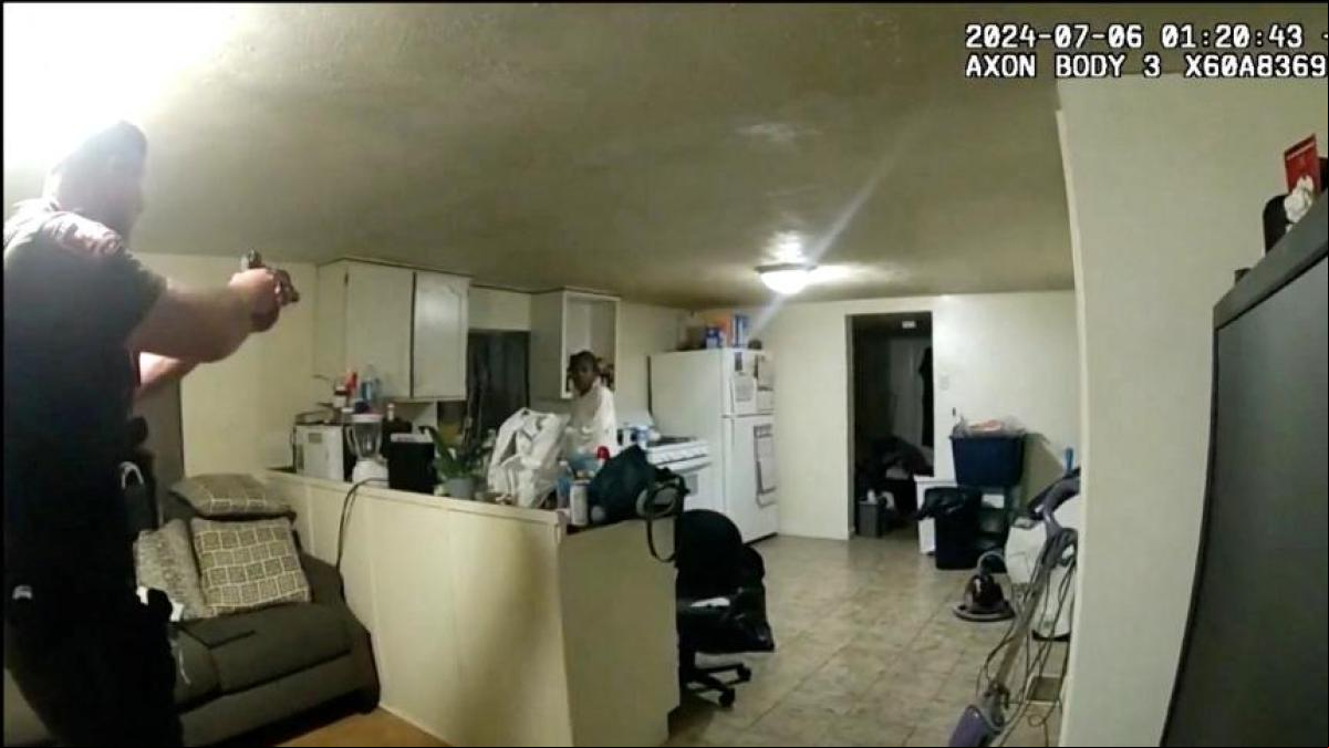 Un policía de Illinois mata en su casa a una mujer negra que había llamado pidiendo ayuda