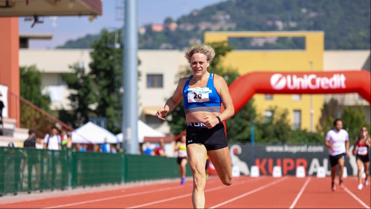 ¿Cuánto corre una atleta trans?