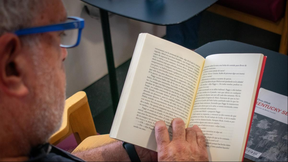 Profesores de escuela y universidad se comprometen a leer y a promocionar la lectura