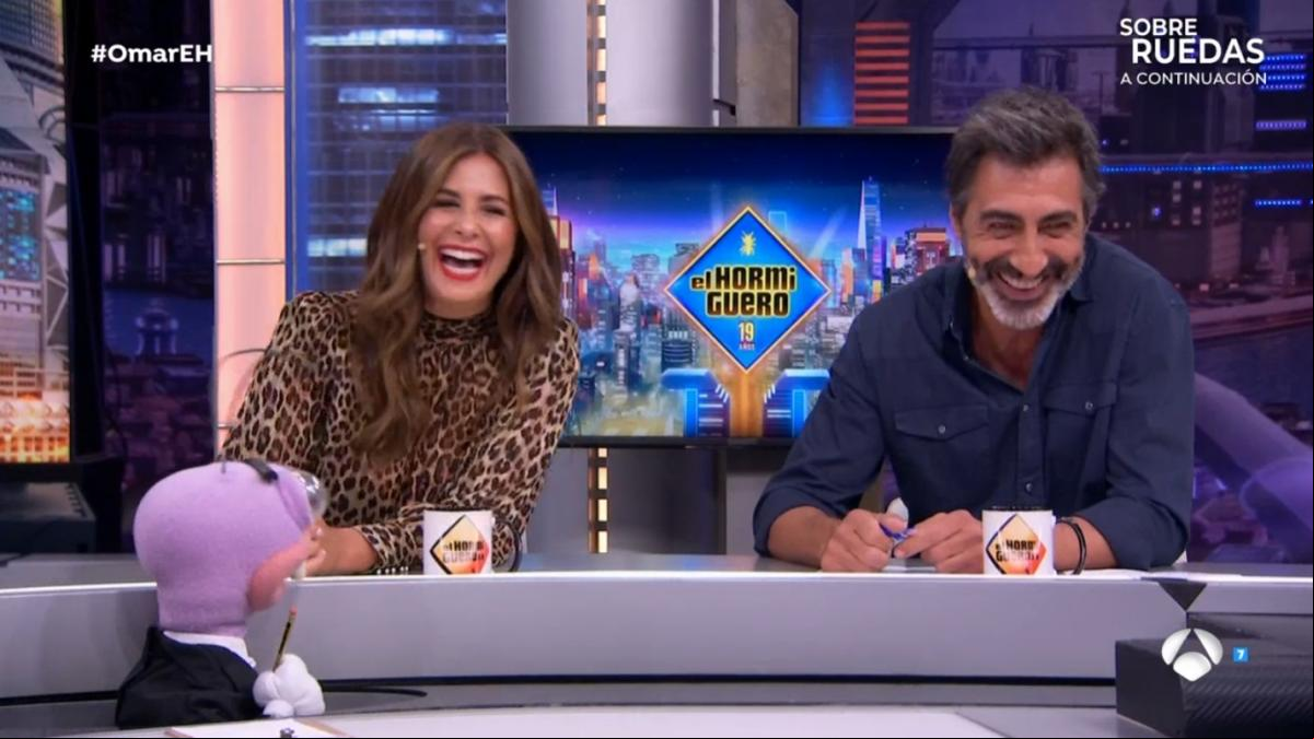La felicidad de Núria Roca ante la próxima visita de Robbie Williams: “Si quieres le hago magia”