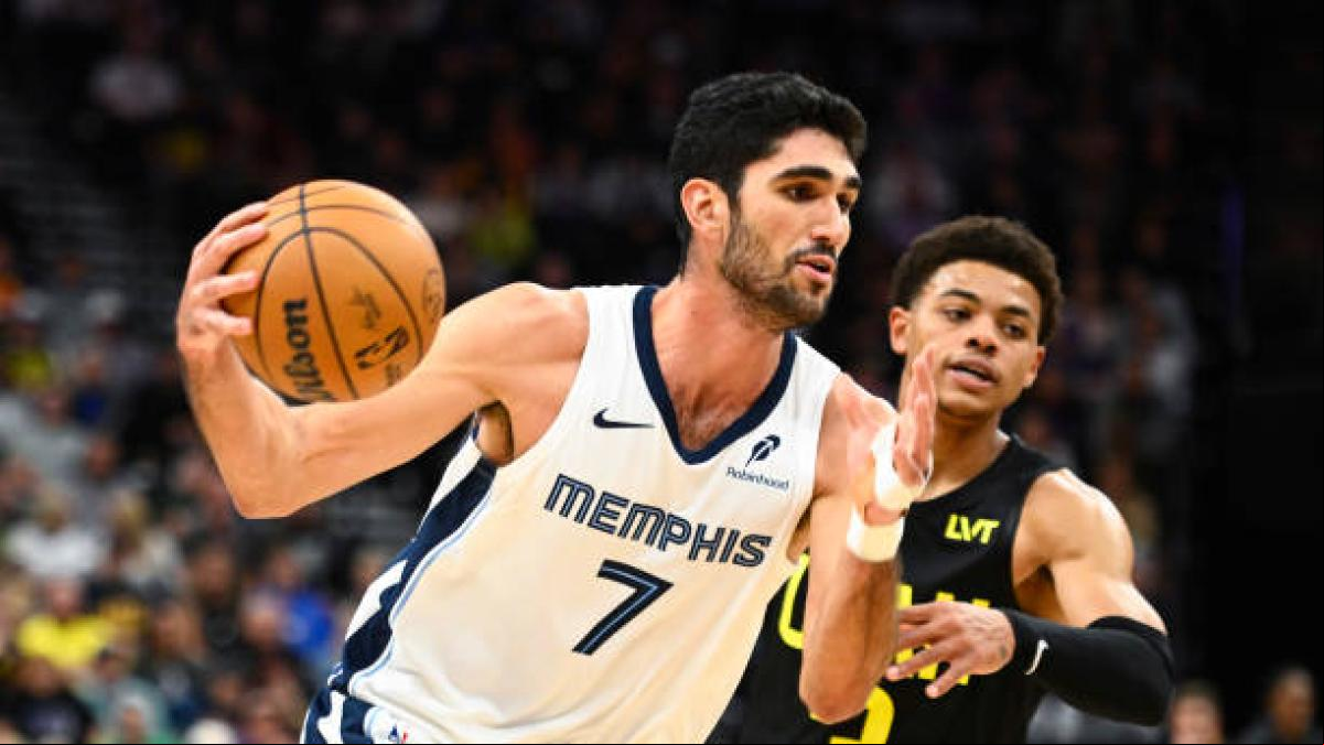 Aldama brilla en el primer partido del curso con los Memphis Grizzlies