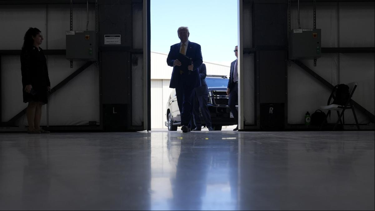 Razones para un triunfo de Trump, el fascista normal