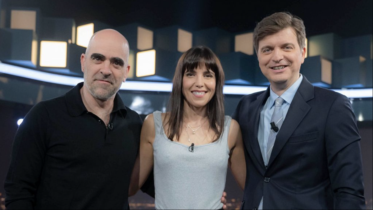 Luis Tosar y Luisa Mayol no se cortan en Late Xou al hablar de su último director: “Un pervertido”