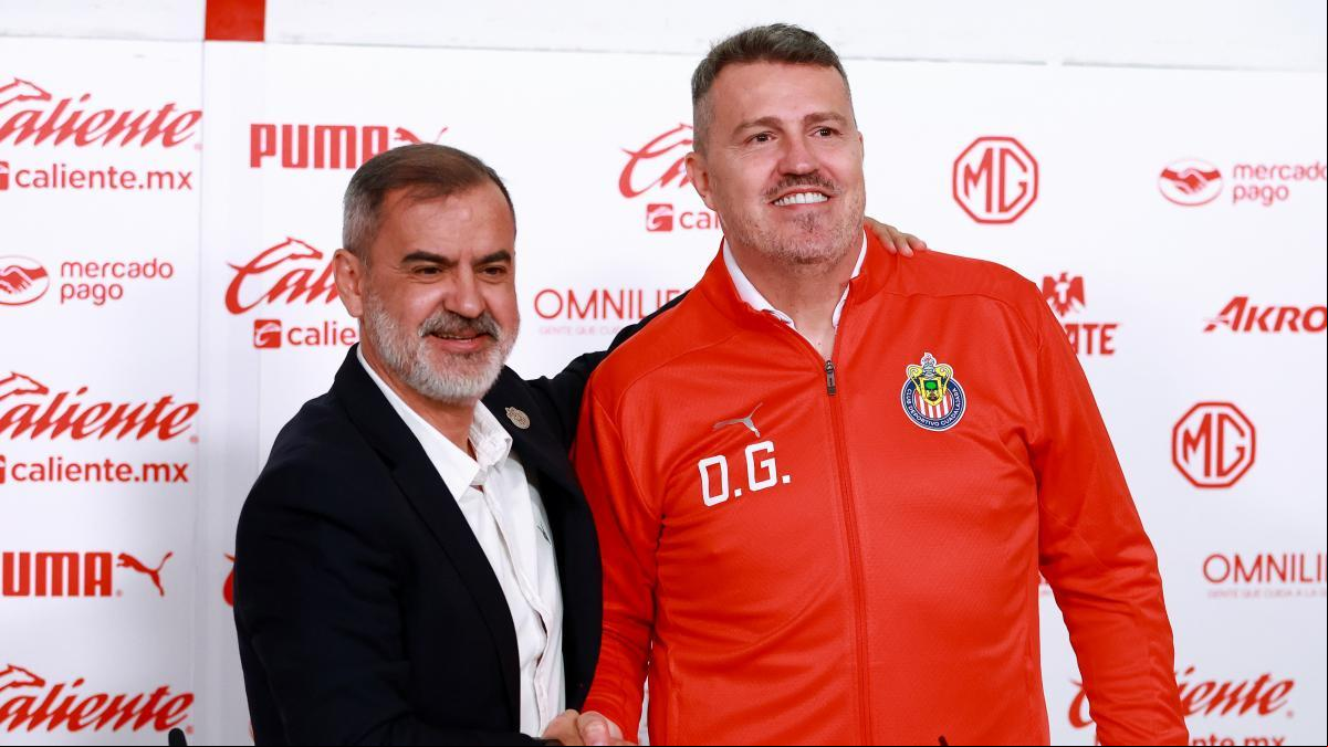 Óscar García, nuevo director técnico de Chivas