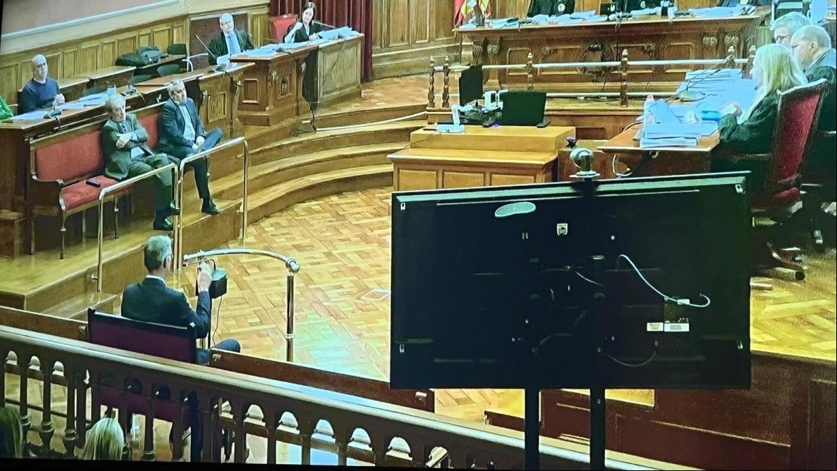 Albiol se desentiende de la instalación de las antenas: “Era un detalle en el que yo como alcalde ni entraba”