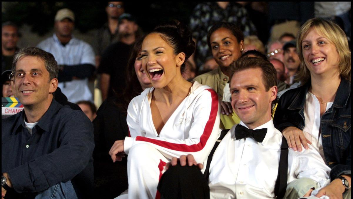 Ralph Fiennes reconoce “haberse sentido un poco perdido” mientras trabajó junto a Jennifer López