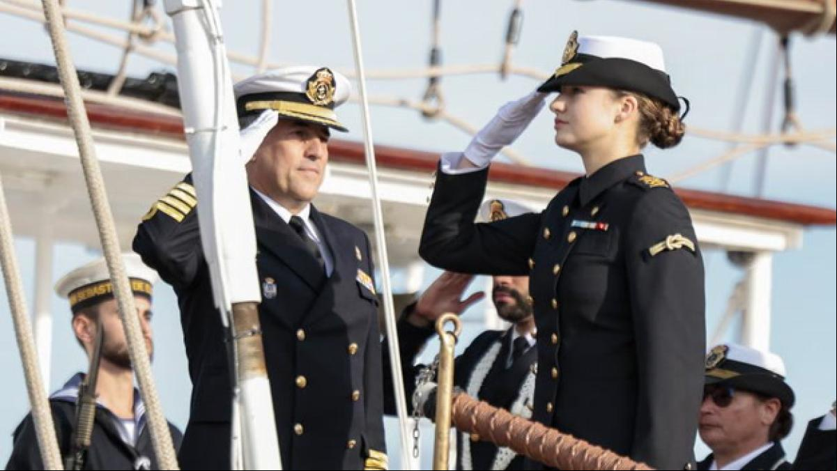 Así es el buque escuela Juan Sebastián Elcano de la Armada