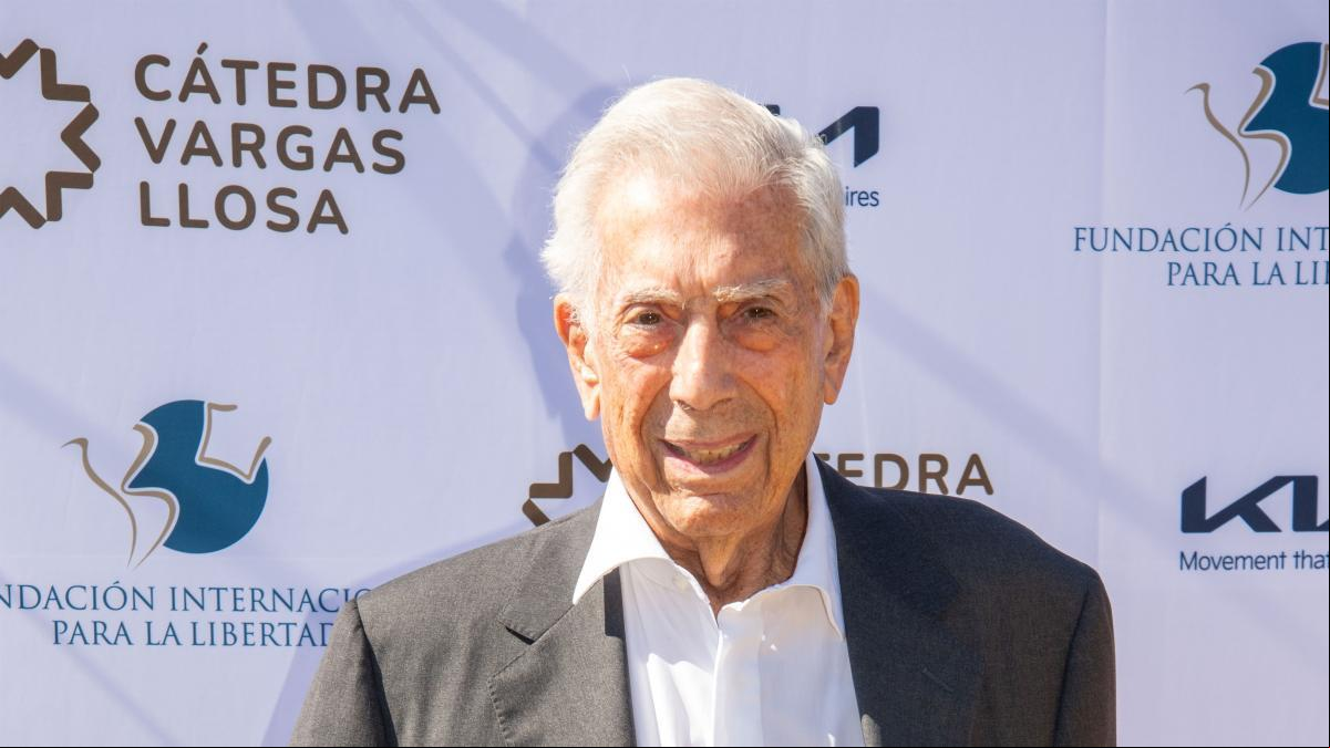 El Mario Vargas Llosa político: del comunismo al neoliberalismo