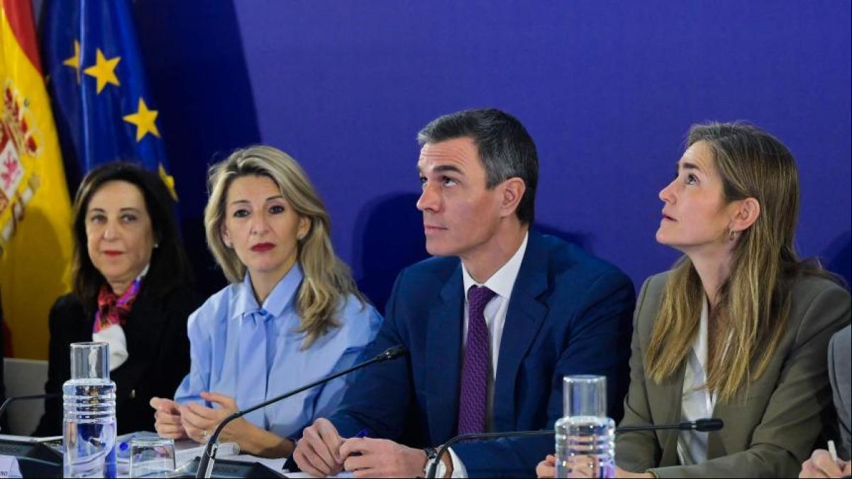 Sánchez acusa al PP, Junts y Vox de ejercer una “oposición destructiva que causa dolor social”