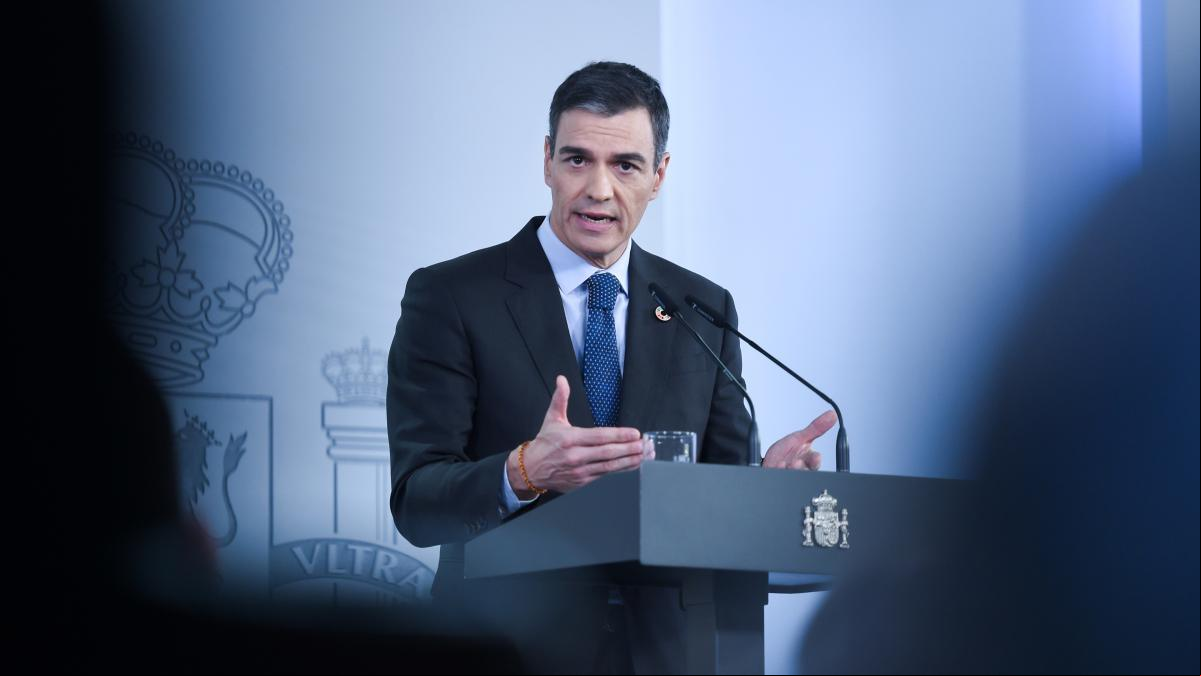 Sánchez juega al ataque