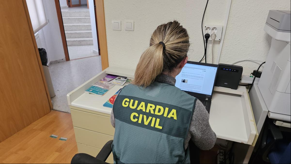Investigan a un ciberdelincuente por hacerse pasar por obispo para estafar a religiosas