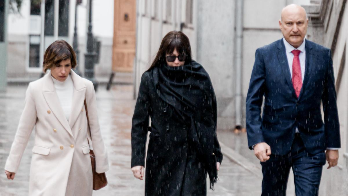 Ineco desmiente a la expareja de Ábalos y asegura que sí ejerció su trabajo