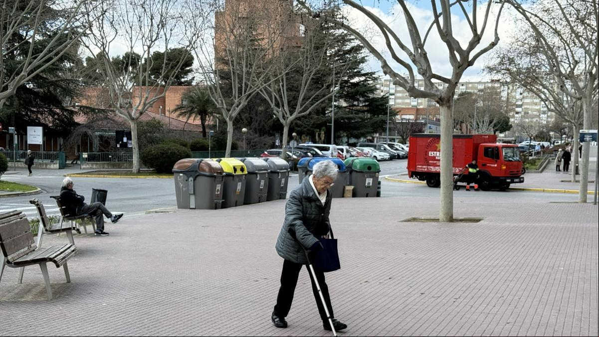 Movilización en Badia para reclamar una residencia para personas mayores