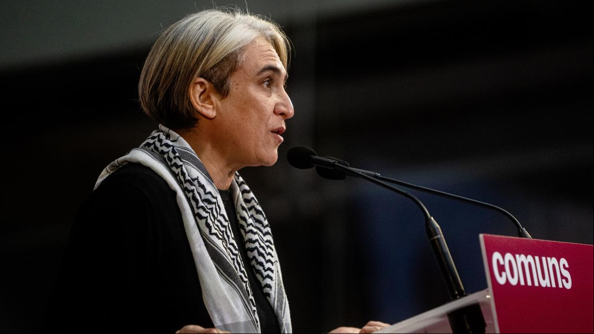 Colau, nueva presidenta de la fundación de los Comuns
