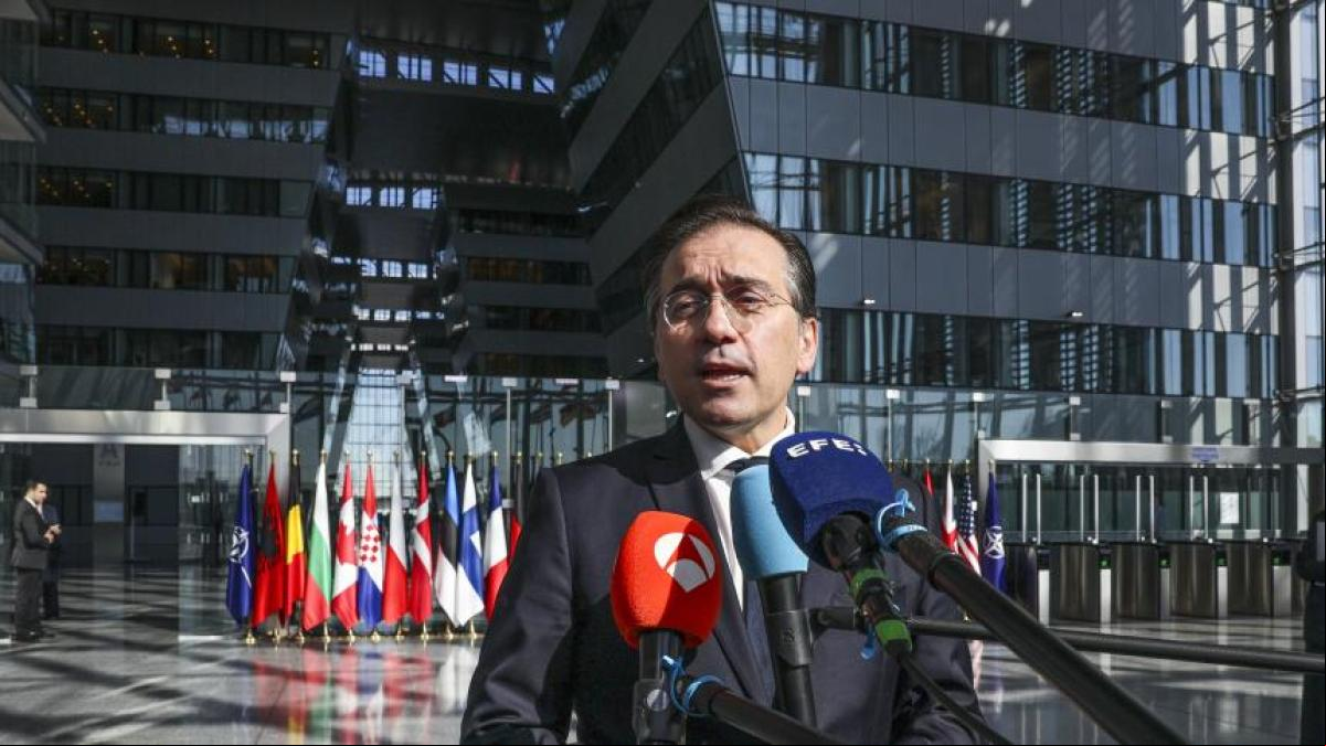 Albares aboga por resolver “cualquier discrepancia” con EE.UU. a través del diálogo