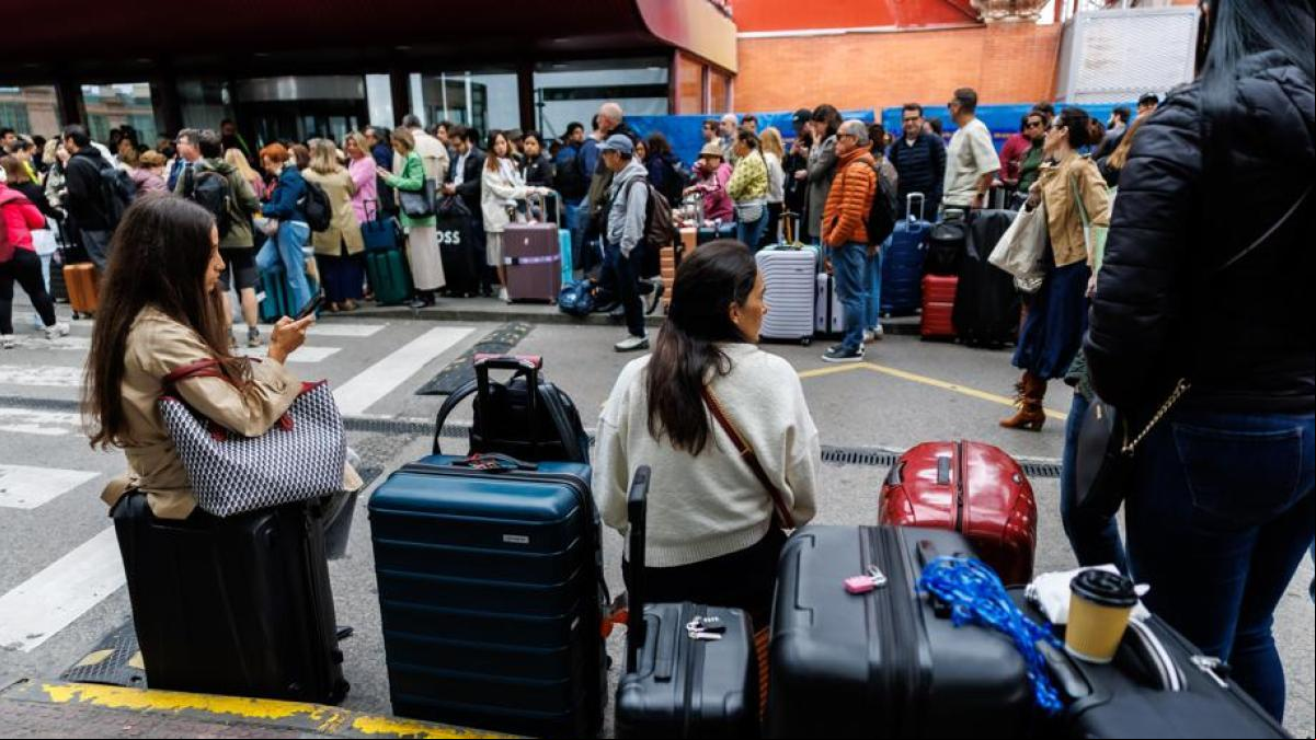 Los trenes Madrid-Andalucía restablecen el servicio, pero habrá retrasos durante todo el día