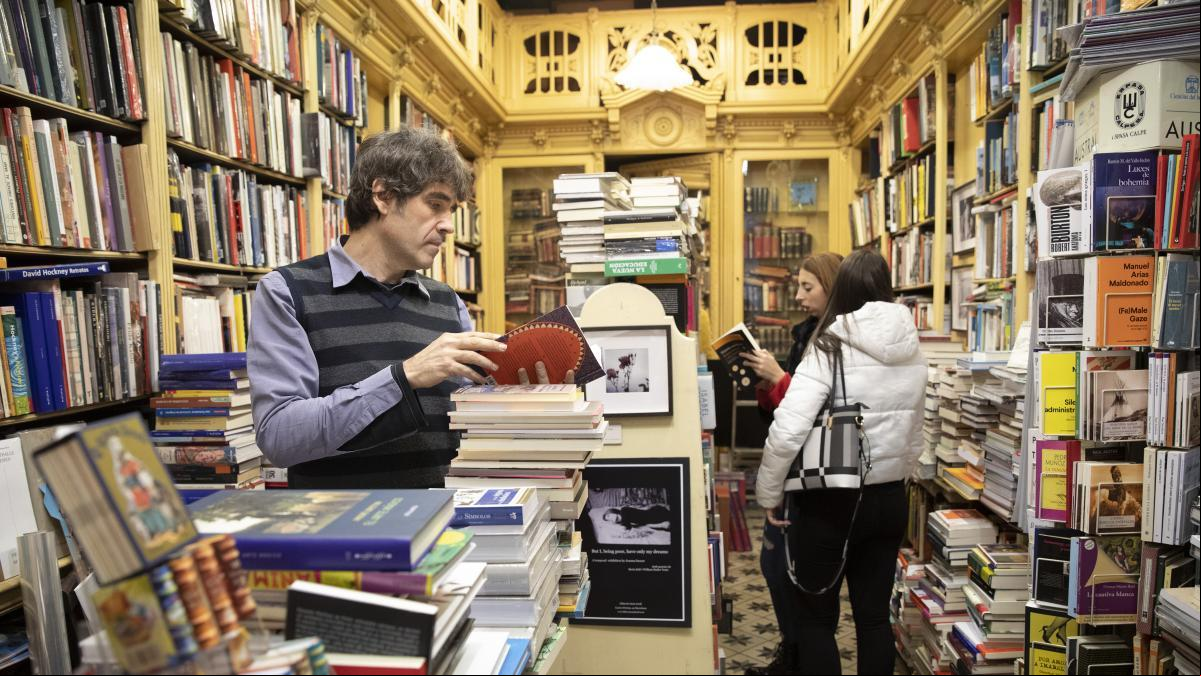 La histórica librería Sant Jordi de Barcelona se transformará en un centro cultural