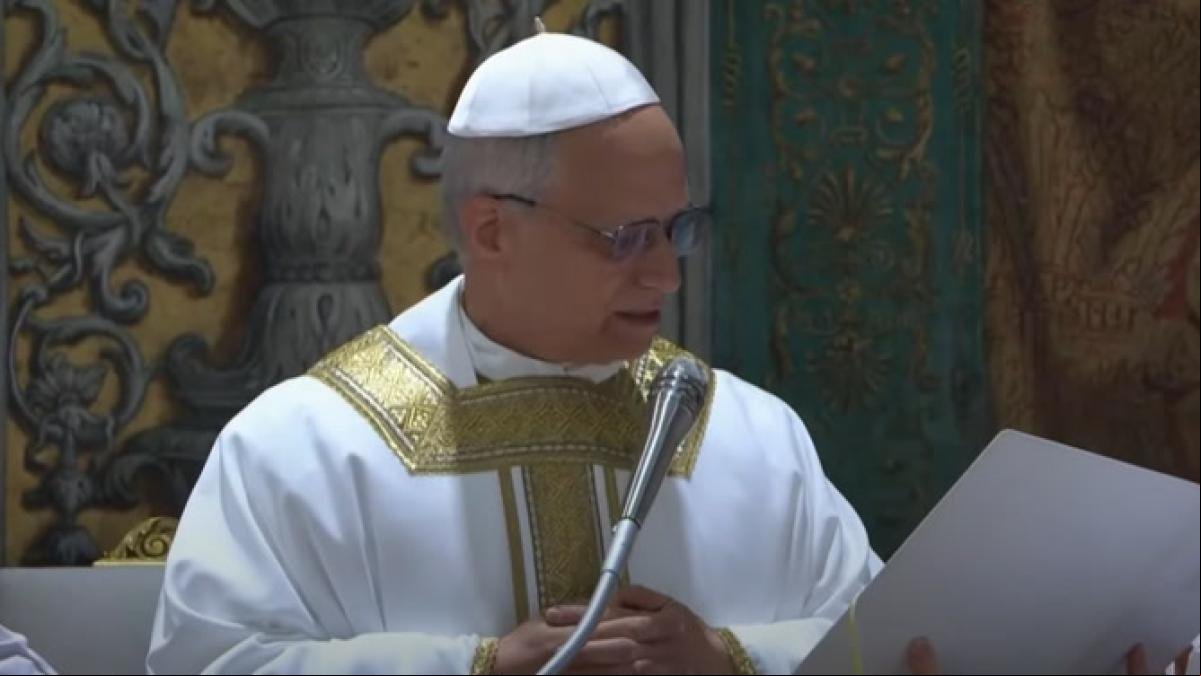 La primera lección de León XIV: “Desaparecer para que permanezca Cristo”