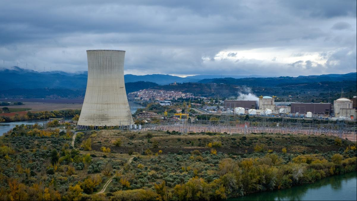 Els municipis nuclears volen retardar el tancament