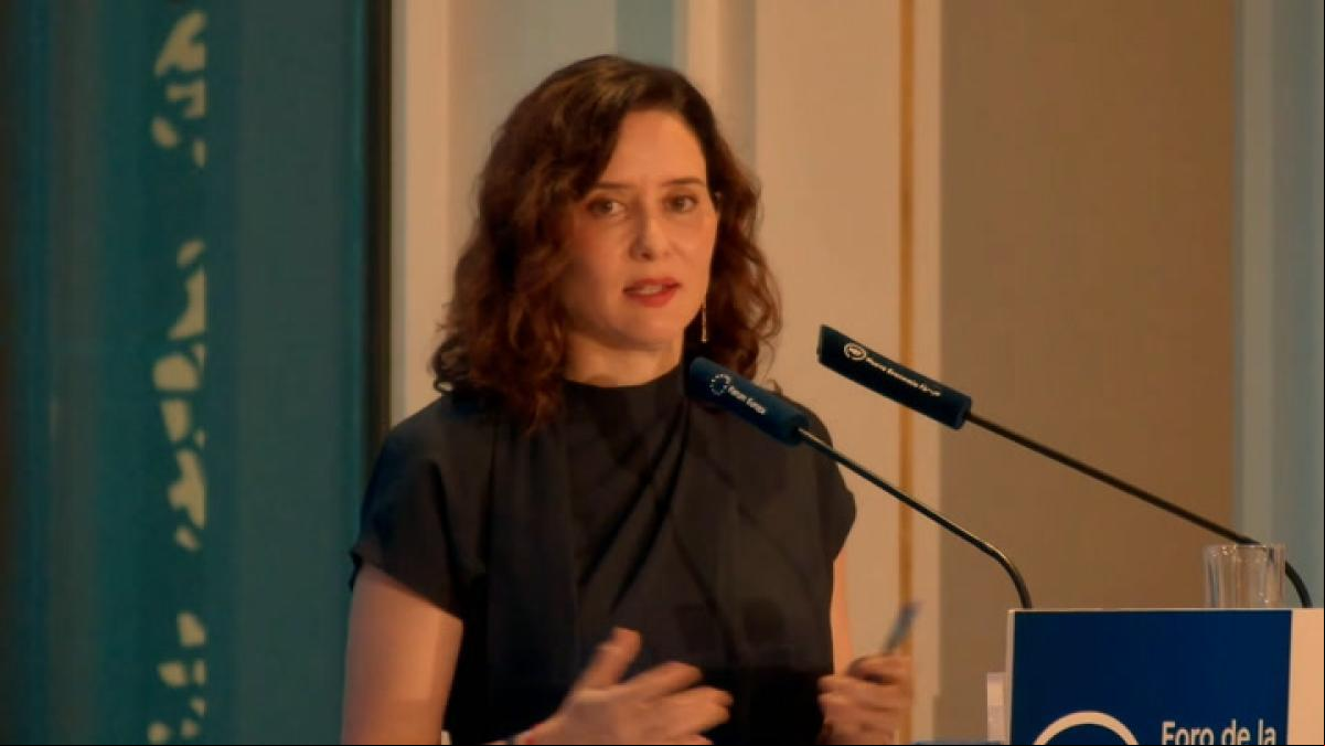 Ayuso lleva a los tribunales el decreto de universidades de Sánchez