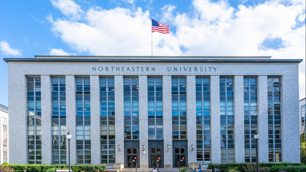 La queja de un estudiante universitario tras descubrir que su profesor usaba ChatGPT y la Inteligencia Artificial en sus clases: “Nos dice que no lo usemos, y luego lo usa él mismo”