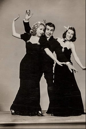 Swing, Sister, Swing Swing, Sister, Swing
