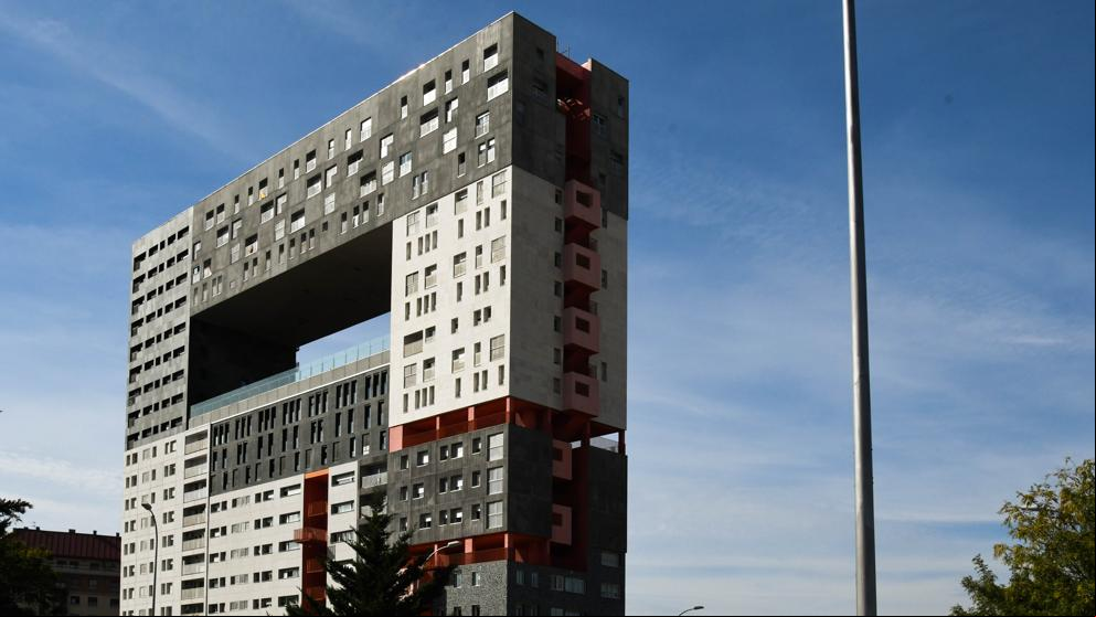 El edifico más raro de Madrid está en Sanchinarro