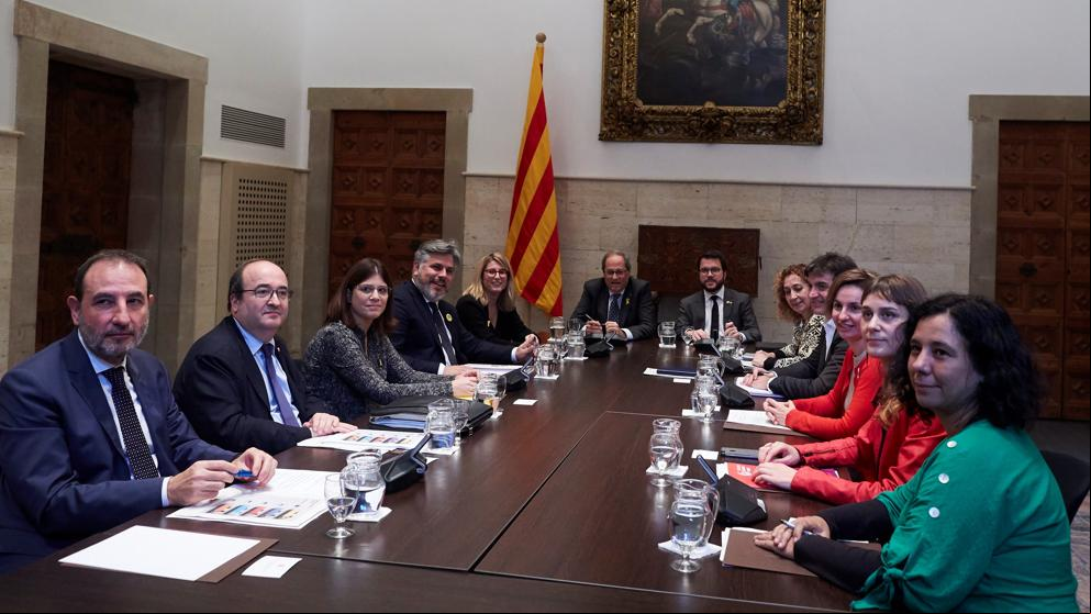 Govern y partidos constatan en una reunión estéril sus profundas diferencias