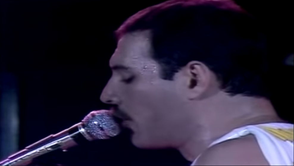 Recupera la versión de “Bohemian Rhapsody” de Queen en Wembley