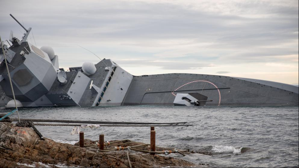 La Armada Española atribuye el accidente de la fragata noruega a “un error humano”