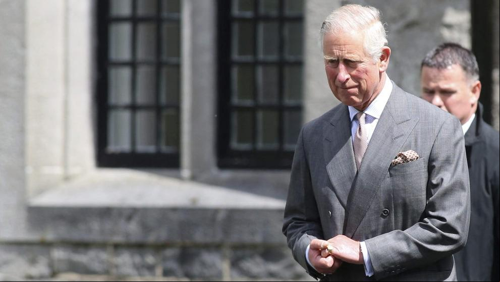 El príncipe Carlos despertó a Camilla con una orquestra