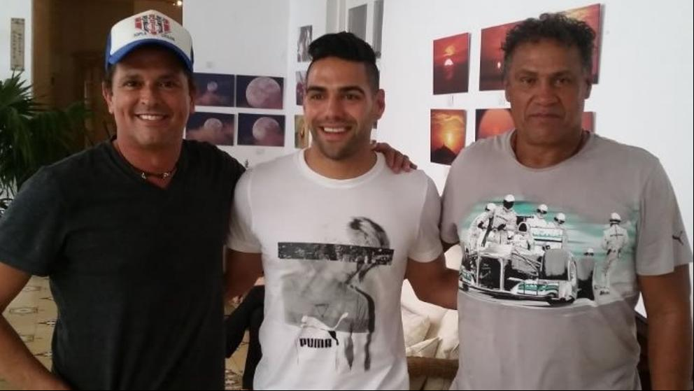 Fallece el padre de Falcao jugando a tenis